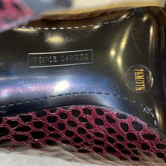 Vince Camuto Dark Red Bootie Heels - Picture 8 of 9